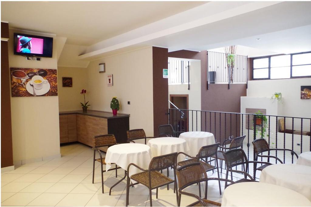 Hotel Centrale — Zdjęcia 1